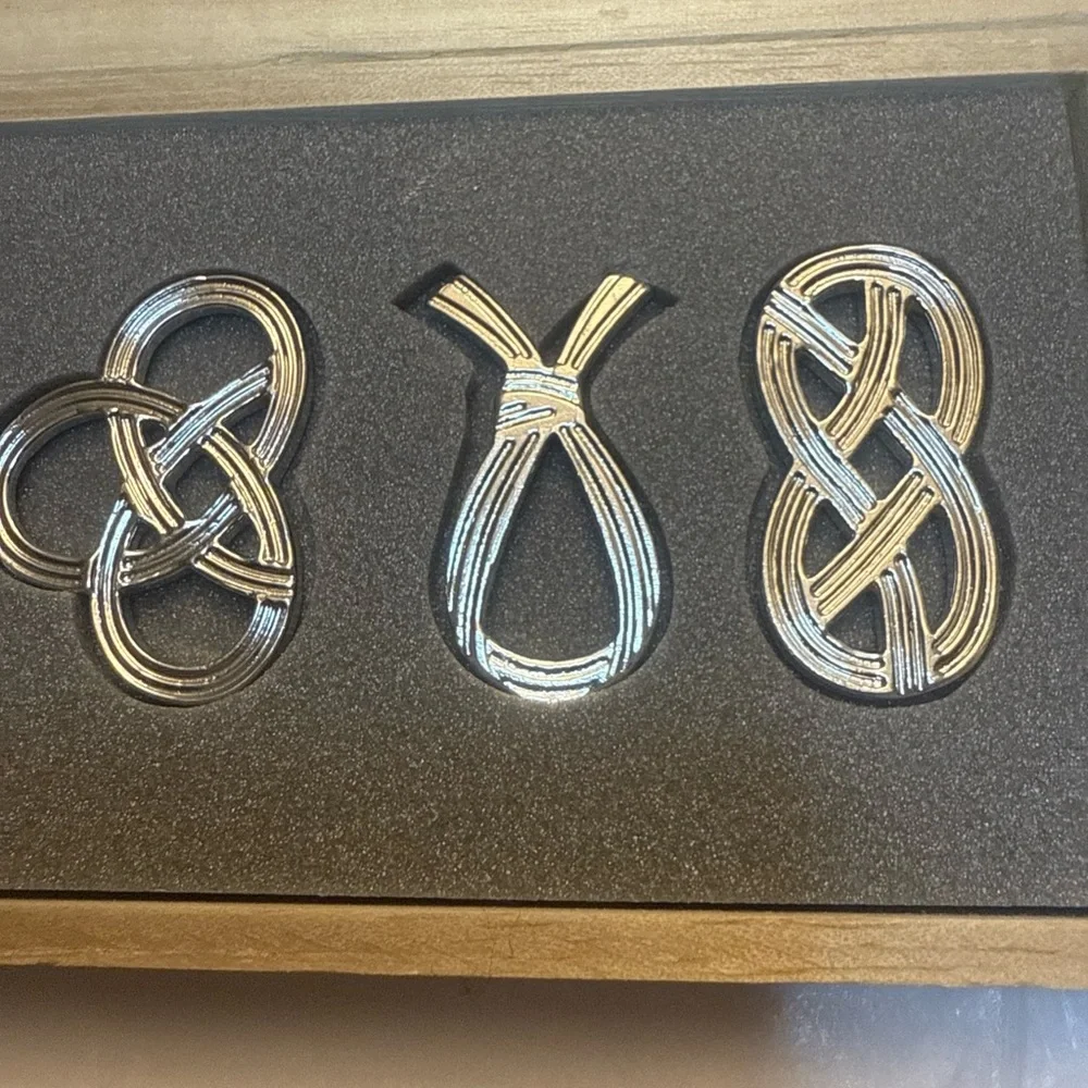 Chopsticks Rest Beautiful 5 piece set - open box